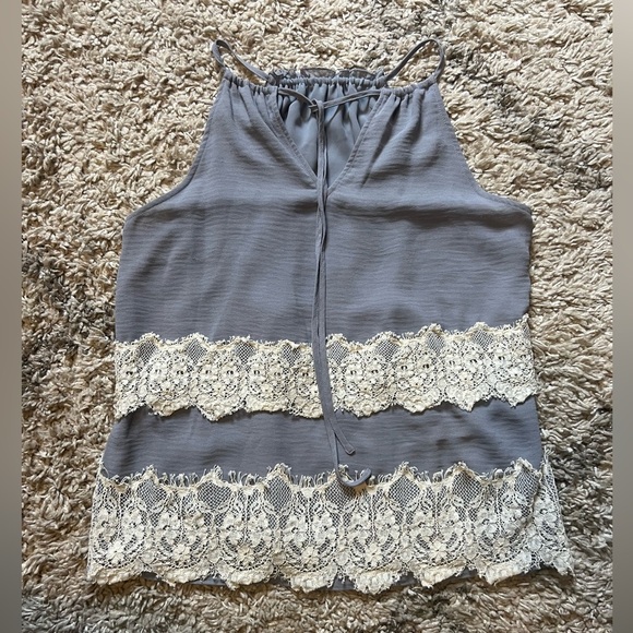 LOFT sleeveless top with lace accent size MP (G125) - Picture 12 of 12
